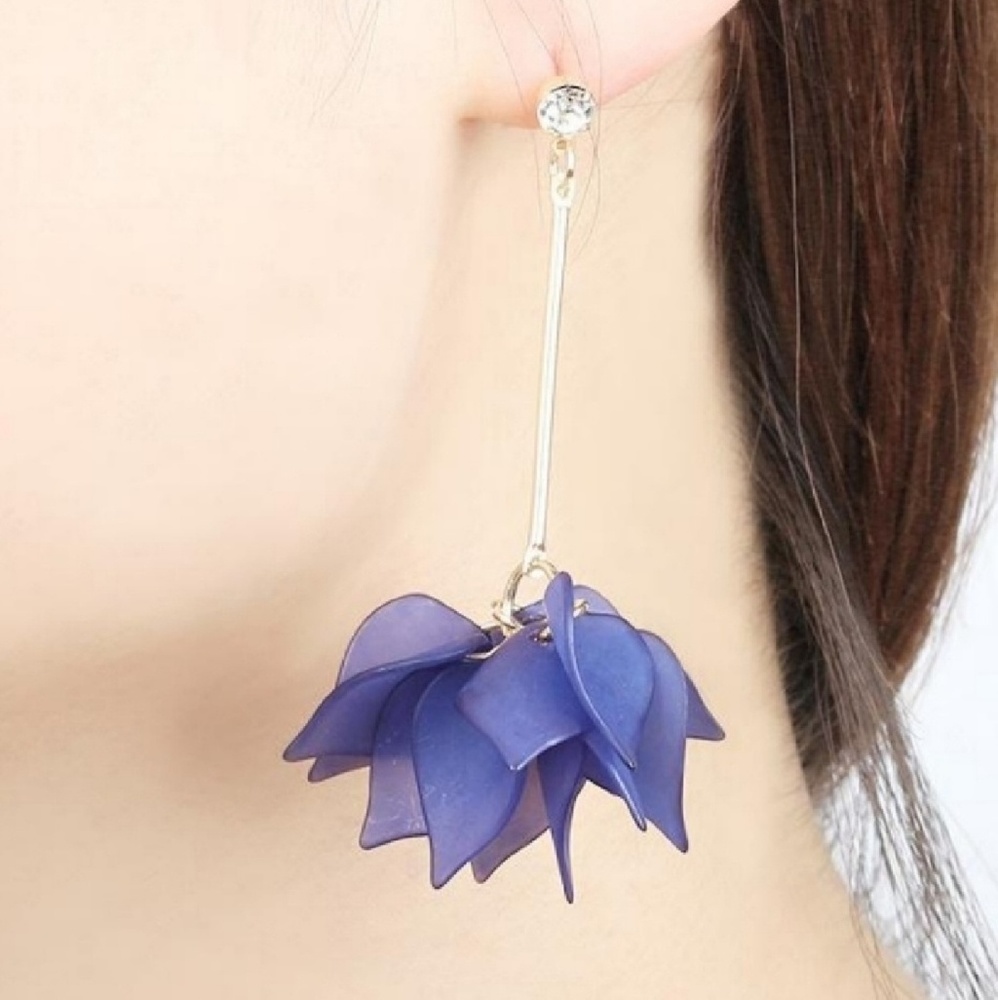 Flower Petal Drop Earrings